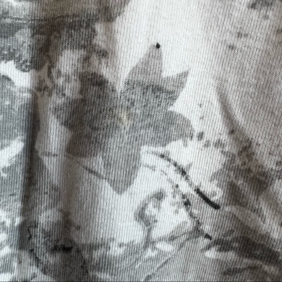 “Nicki” by Nicole Miller graphic long sleeve embellished T-shirt. - Picture 6 of 7